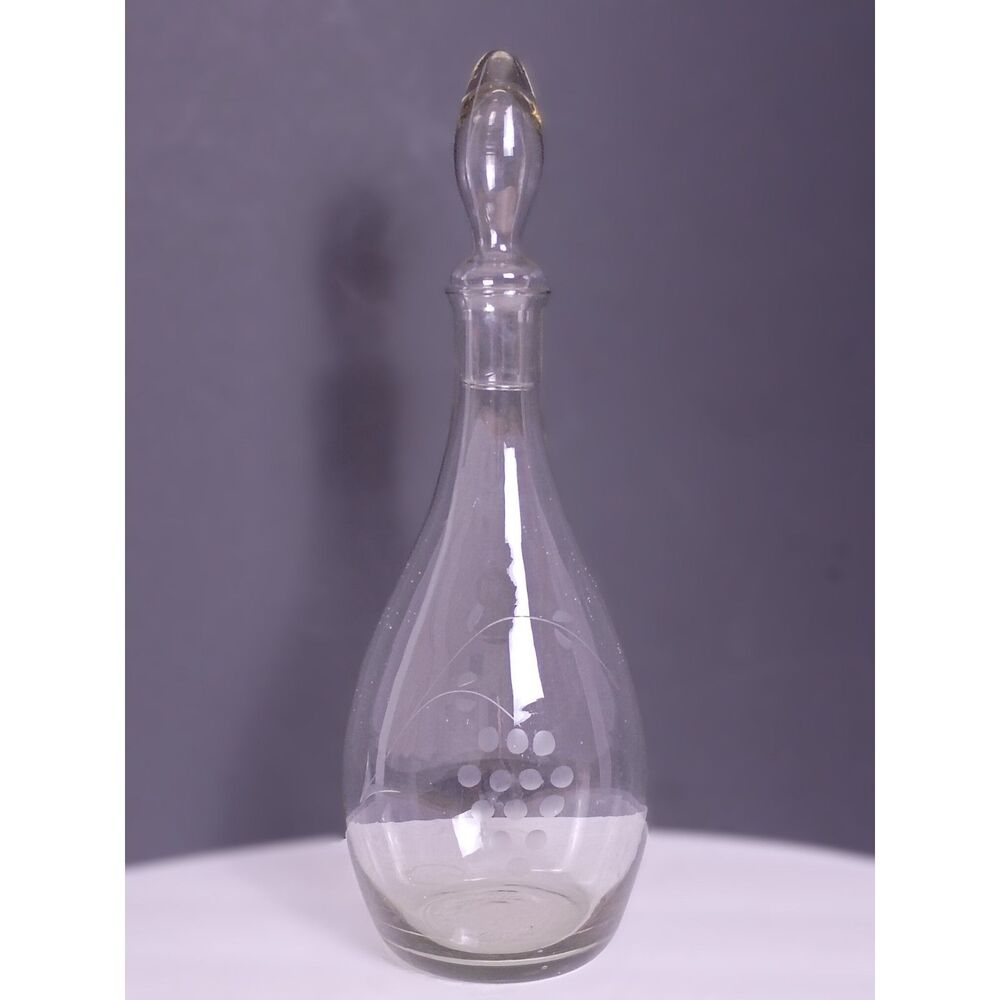 Heritage Wine Decanter Water Vase Grapes & Vines Princess House Etched Crystal
